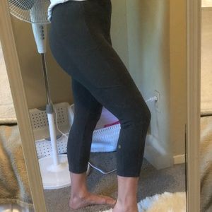 Lululemon crops